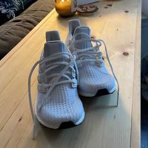 Men’s Adidas Boost size 9.5